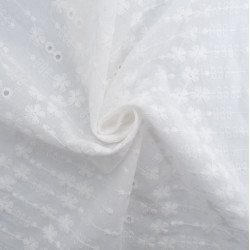 Broderie Anglaise blanc crème cerisier